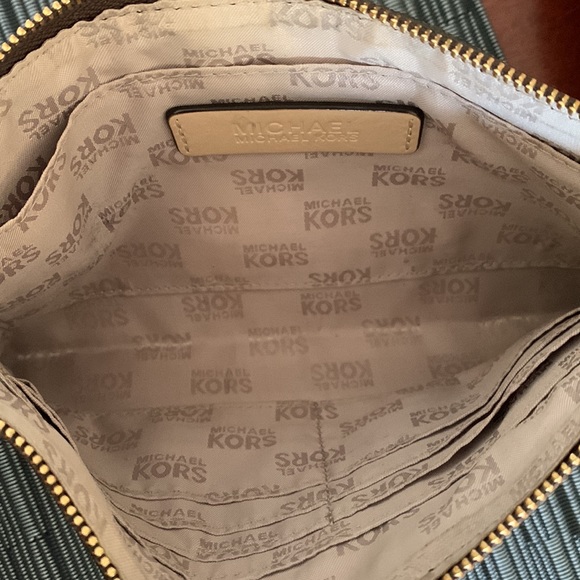 Mk wristlet - Picture 3 of 6